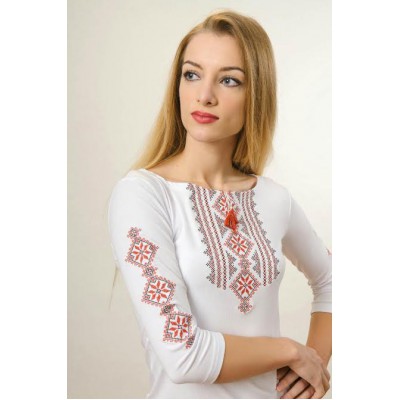 Embroidered t-shirt with 3/4 sleeves "Gutsul Girl" red on white
